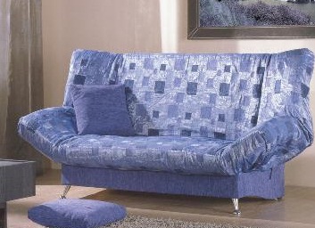 В салоне мебели «Цвет диванов»